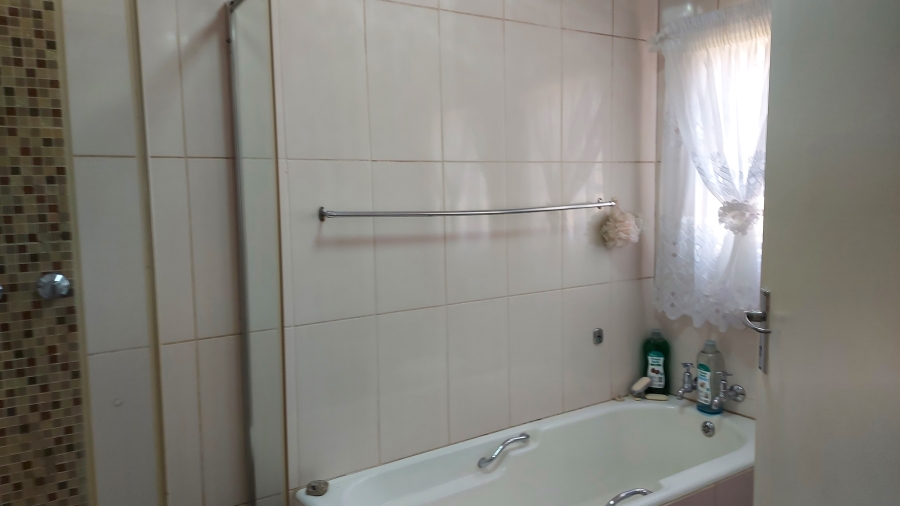 3 Bedroom Property for Sale in Oos Einde North West